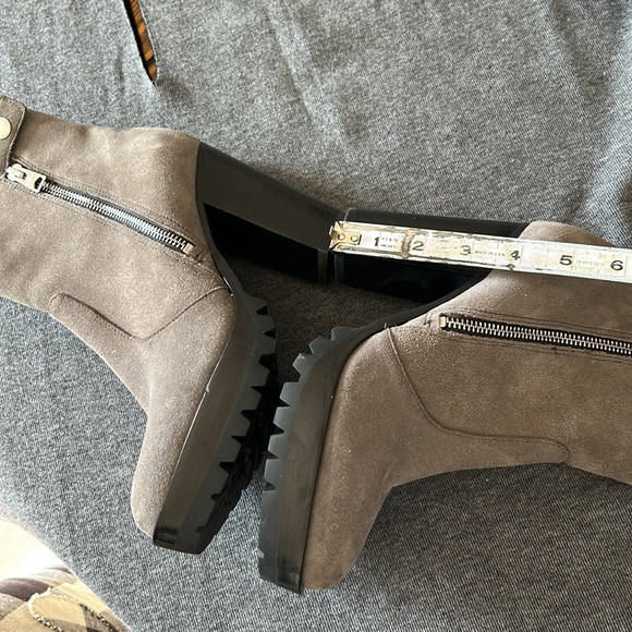 Pre-loved AllSAINTS, Ana Suede blocked heel Ankle booties - Picture 2 of 9